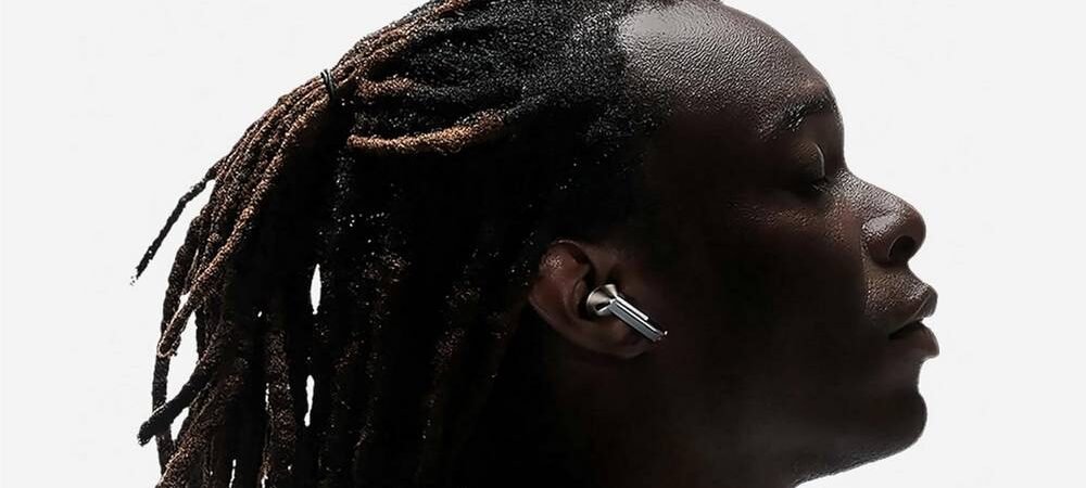 Enjoy All Your Music with the Best Ear Buds – Including Top AirPods Picks
