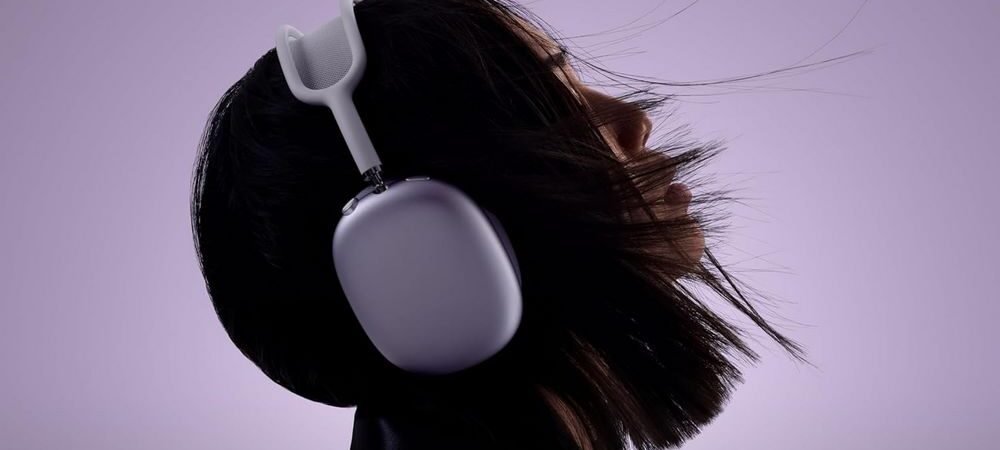 Enjoy the Music with the Best Headphones Over Head