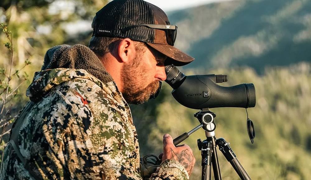 Enjoy the Nature with the Best Binoculars to View in HD